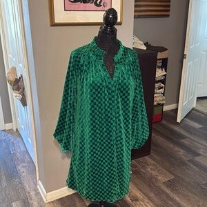 Velvet green dress in xl, button down, bell sleeves